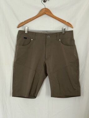Kuhl Hiking Outdoors Cargo Shorts Men's Size 34 Zip Pockets Gray Cotton Blend